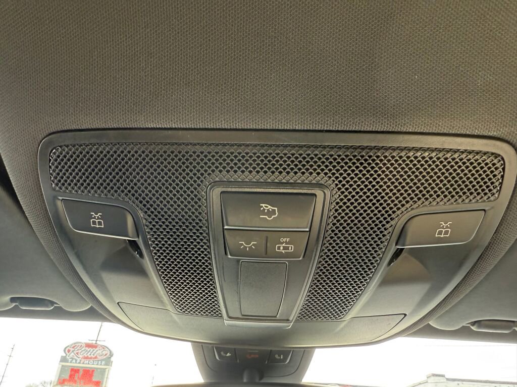 Used 2015 Mercedes-Benz CLA 250 4MATIC image 20