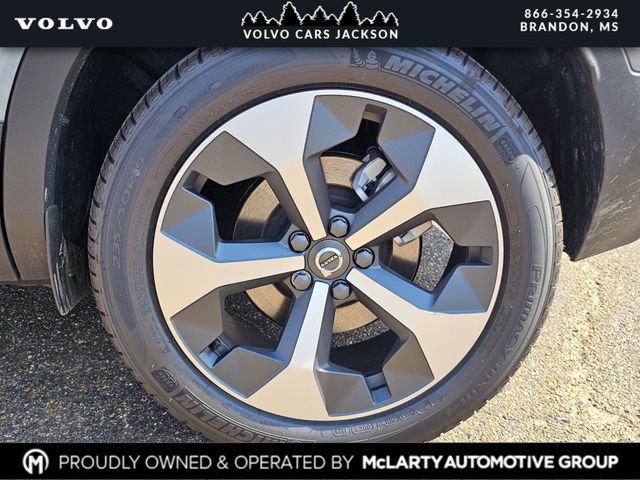 New 2026 Volvo XC40 B4 Plus w/ Protection Package Premier image 28