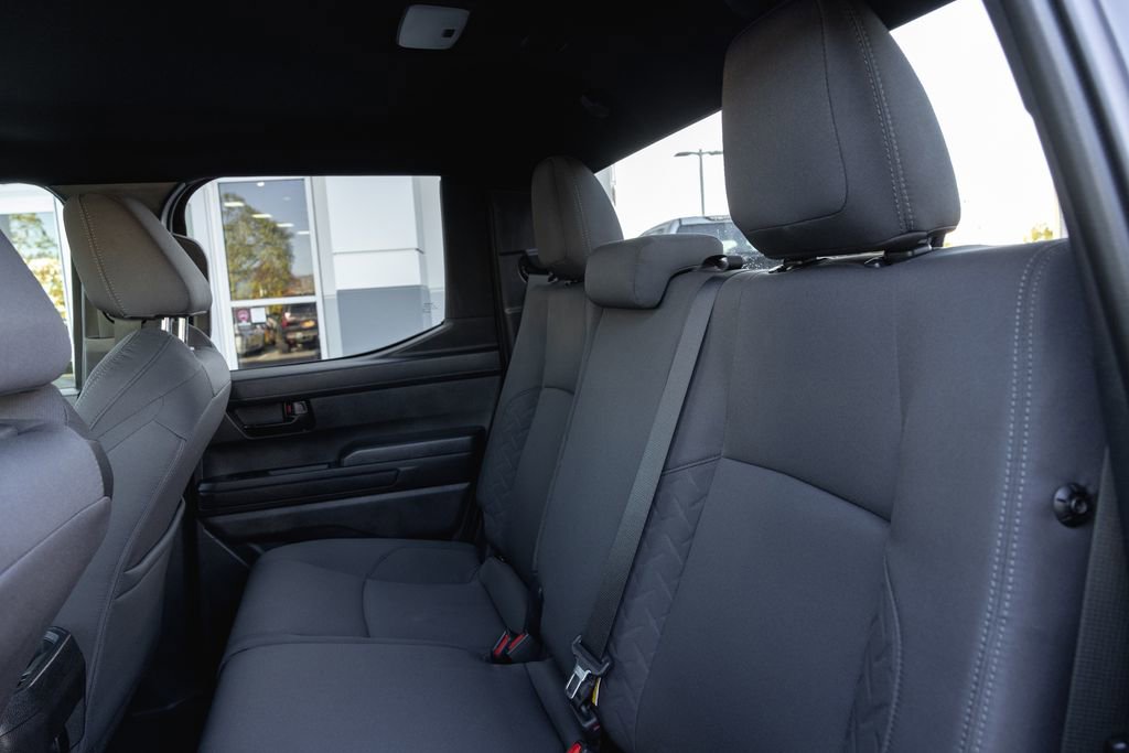 Certified 2025 Toyota Tacoma SR5 image 25