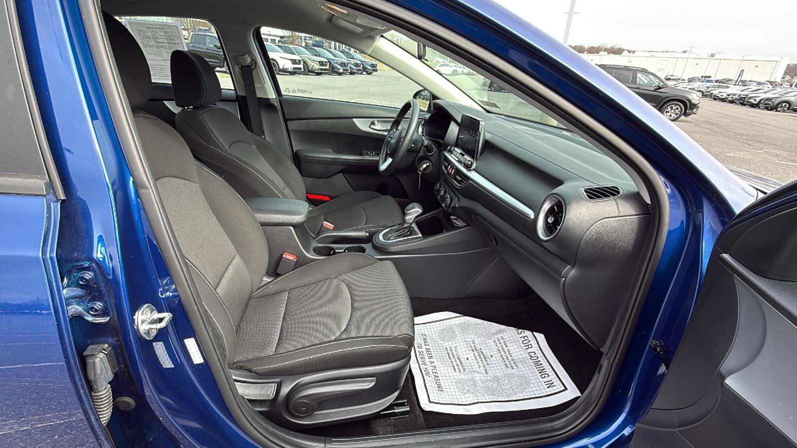 Used 2023 Kia Forte LXS image 17