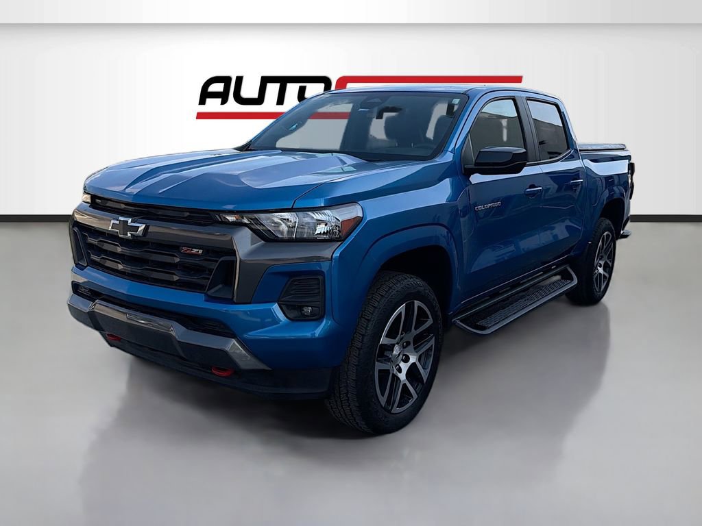 Used 2023 Chevrolet Colorado Z71 w/ Z71 Convenience Package 2 image 3
