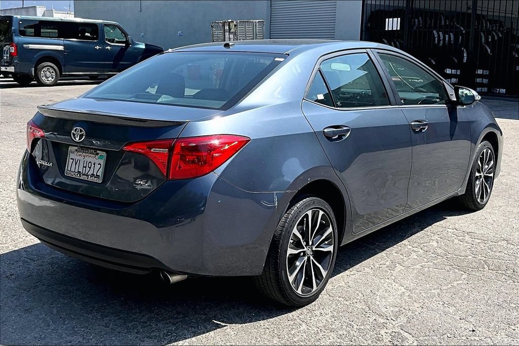 Certified 2017 Toyota Corolla SE w/ SE Premium Package FWD image 4