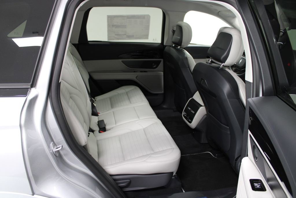 New 2026 Lincoln Nautilus Reserve image 31