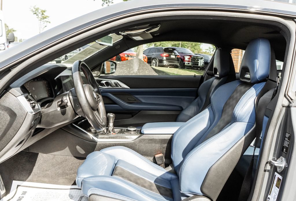 Used 2021 BMW M4 Coupe w/ Executive Package RWD image 28