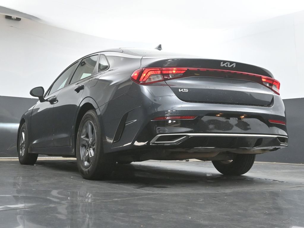 Used 2023 Kia K5 LXS image 31