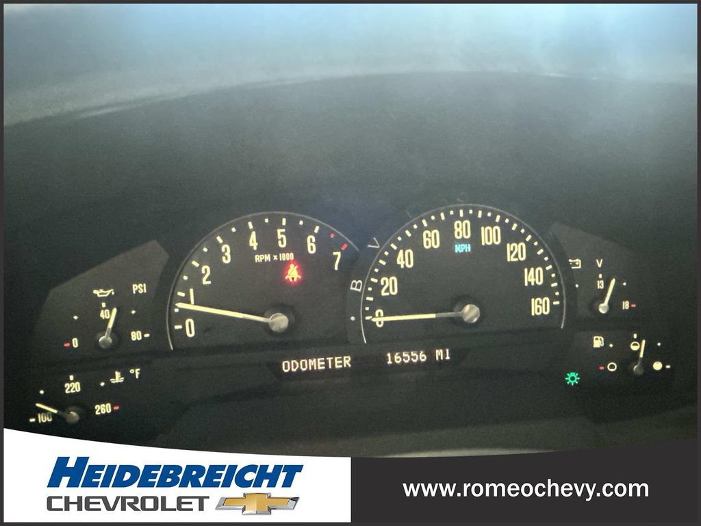 Used 2007 Cadillac XLR RWD image 21