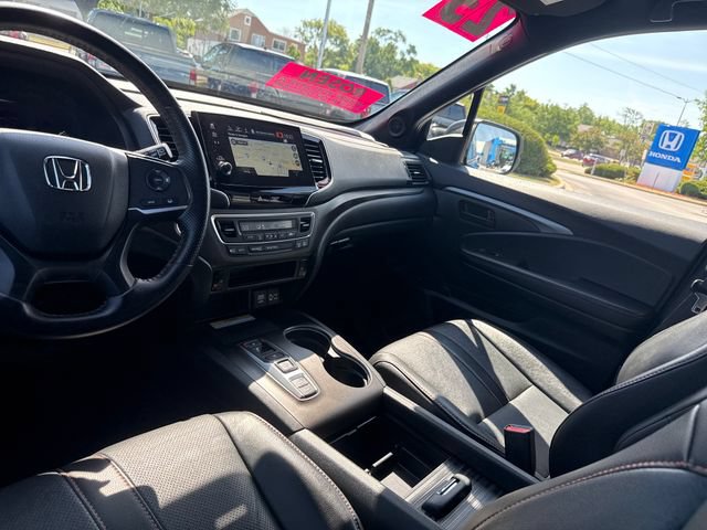 Used 2023 Honda Passport TrailSport image 25