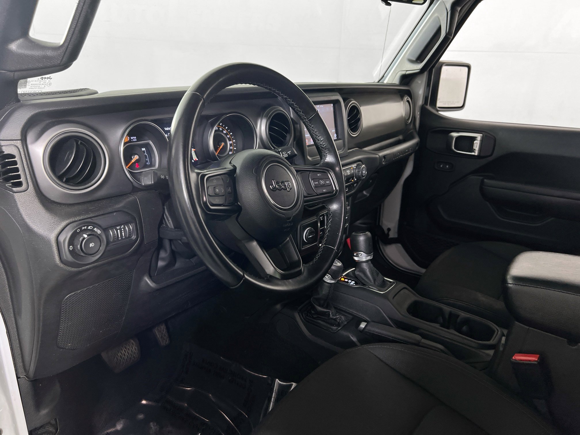 Used 2022 Jeep Wrangler Unlimited Sport image 9