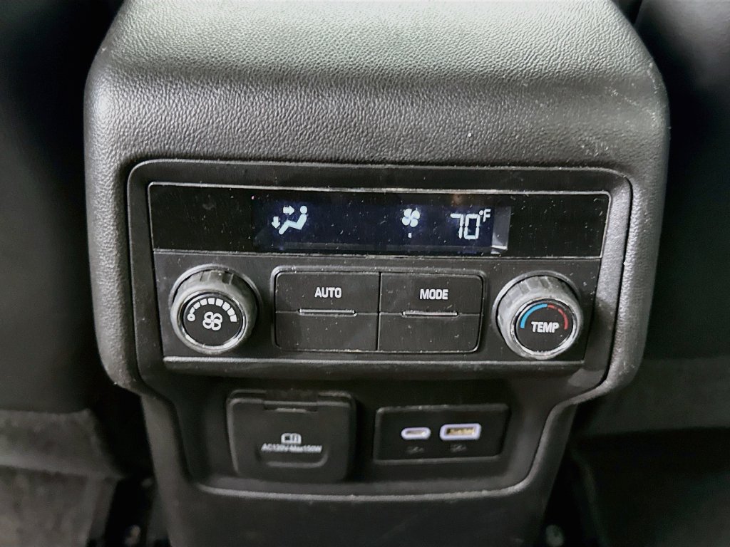 Used 2023 GMC Acadia SLT AWD/4WD image 25