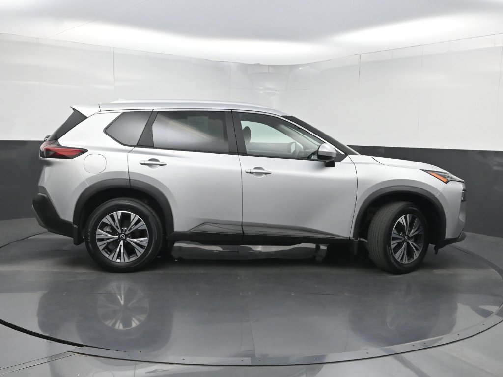 Used 2023 Nissan Rogue SV w/ SV Premium B Package FWD image 41
