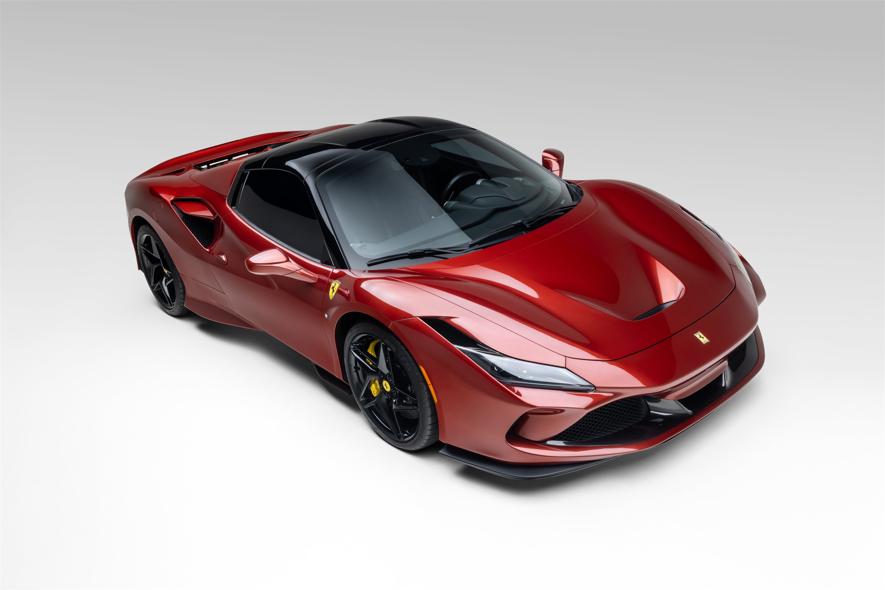 Certified 2022 Ferrari F8 Tributo RWD image 15