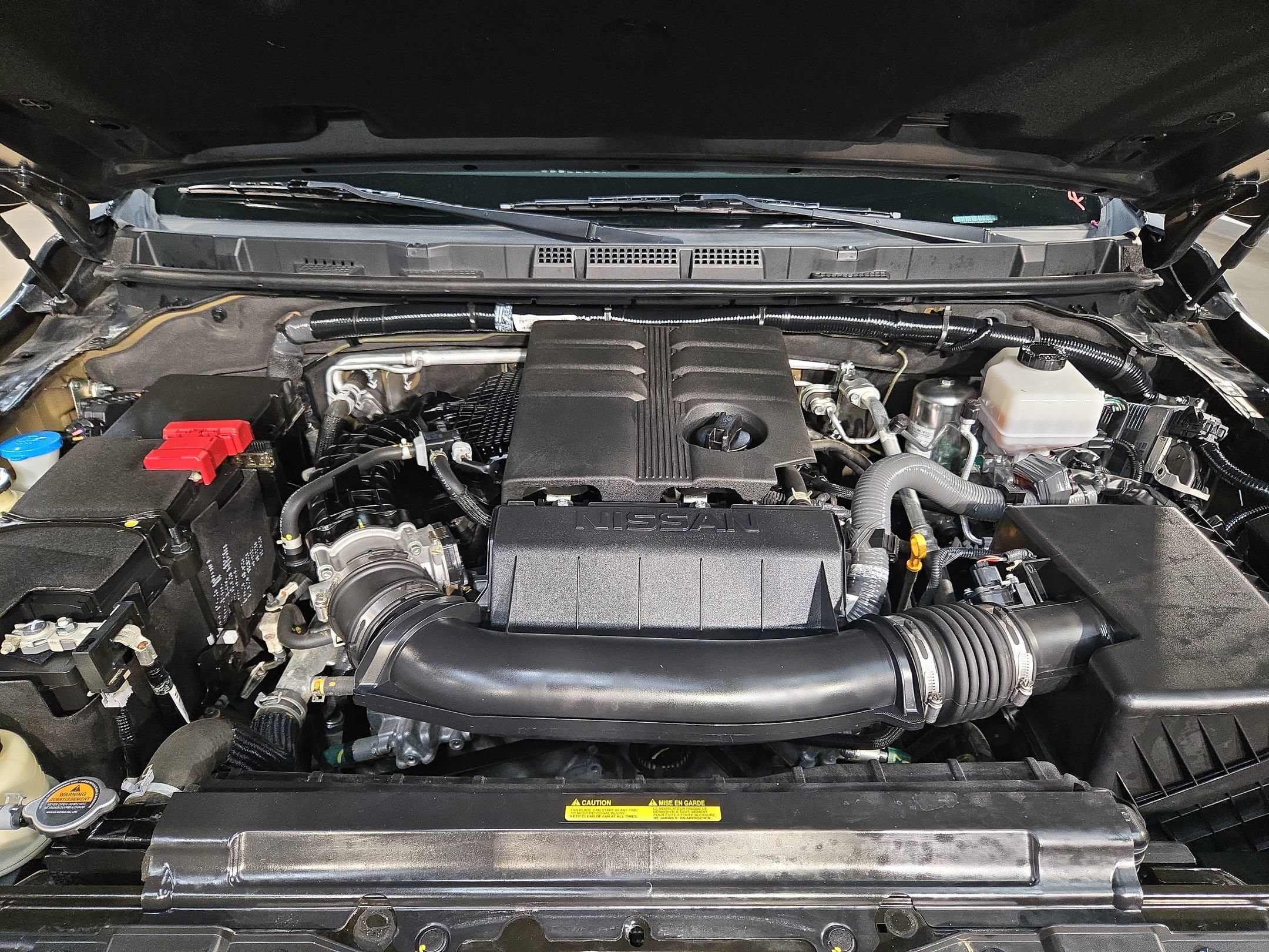 Used 2023 Nissan Frontier PRO-4X w/ Pro Convenience Package AWD/4WD image 18