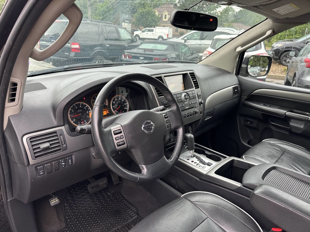 Used 2012 Nissan Armada SV image 17