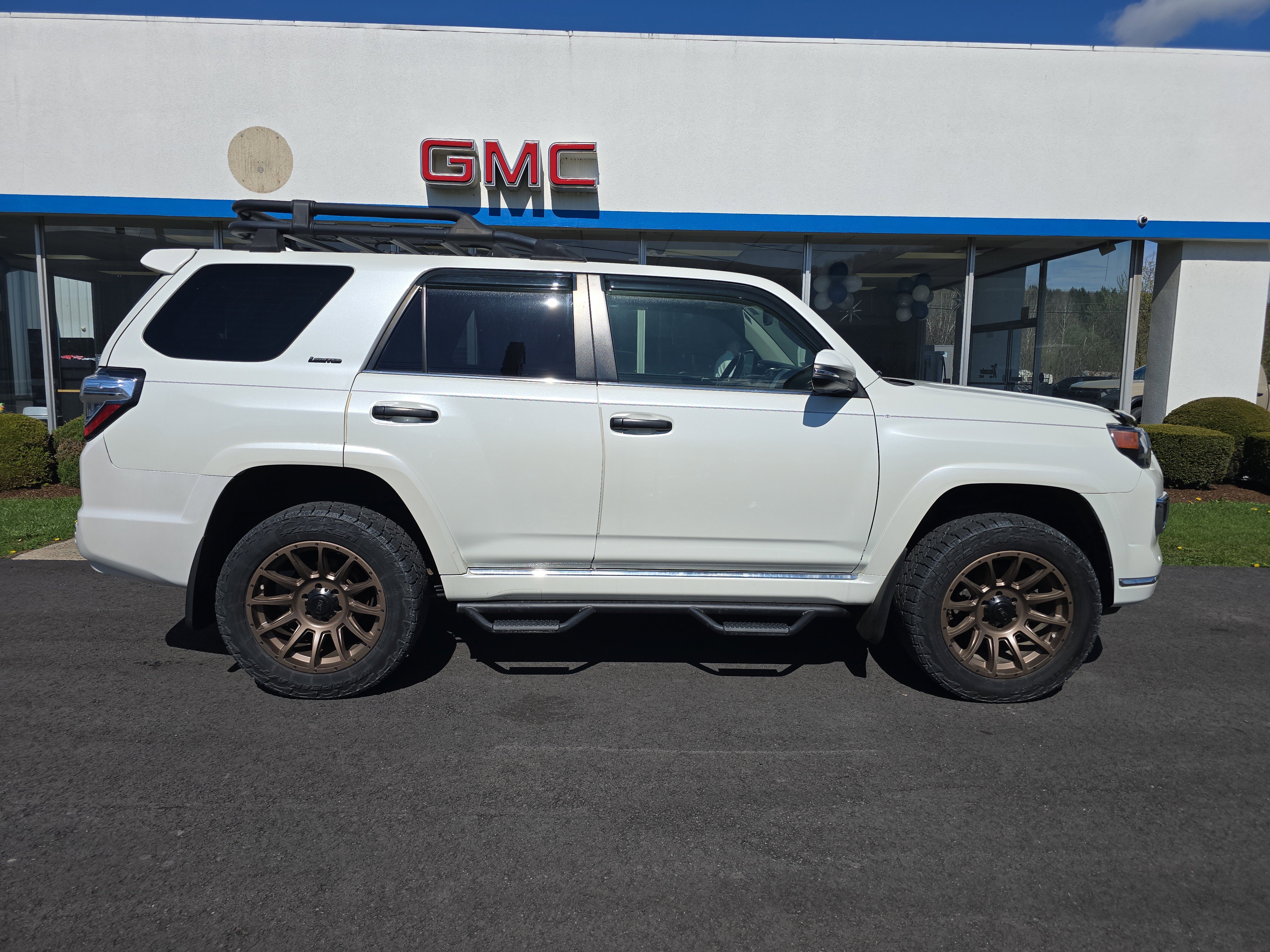 Used 2021 Toyota 4Runner Limited image 2
