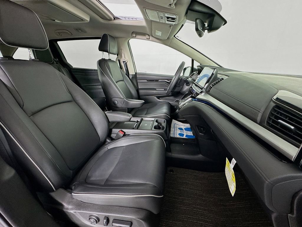 Certified 2026 Honda Odyssey Touring image 40