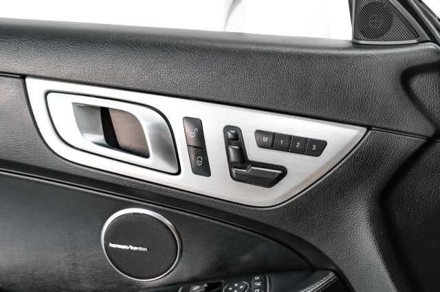 Used 2014 Mercedes-Benz SLK 250 image 39