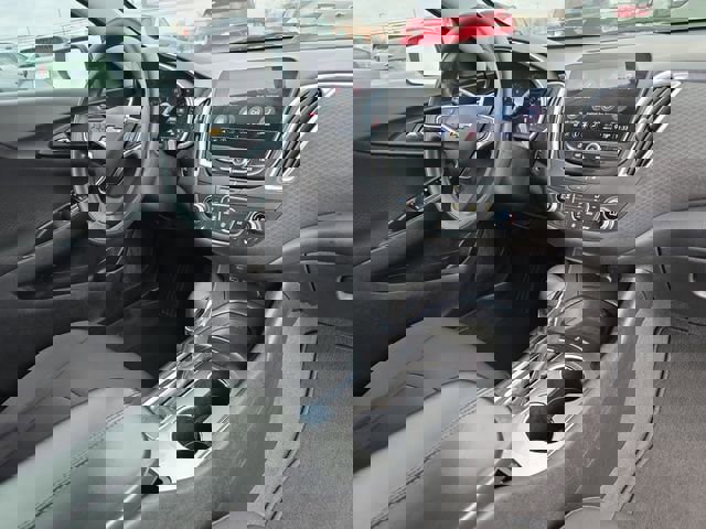 Used 2021 Chevrolet Malibu LT image 16