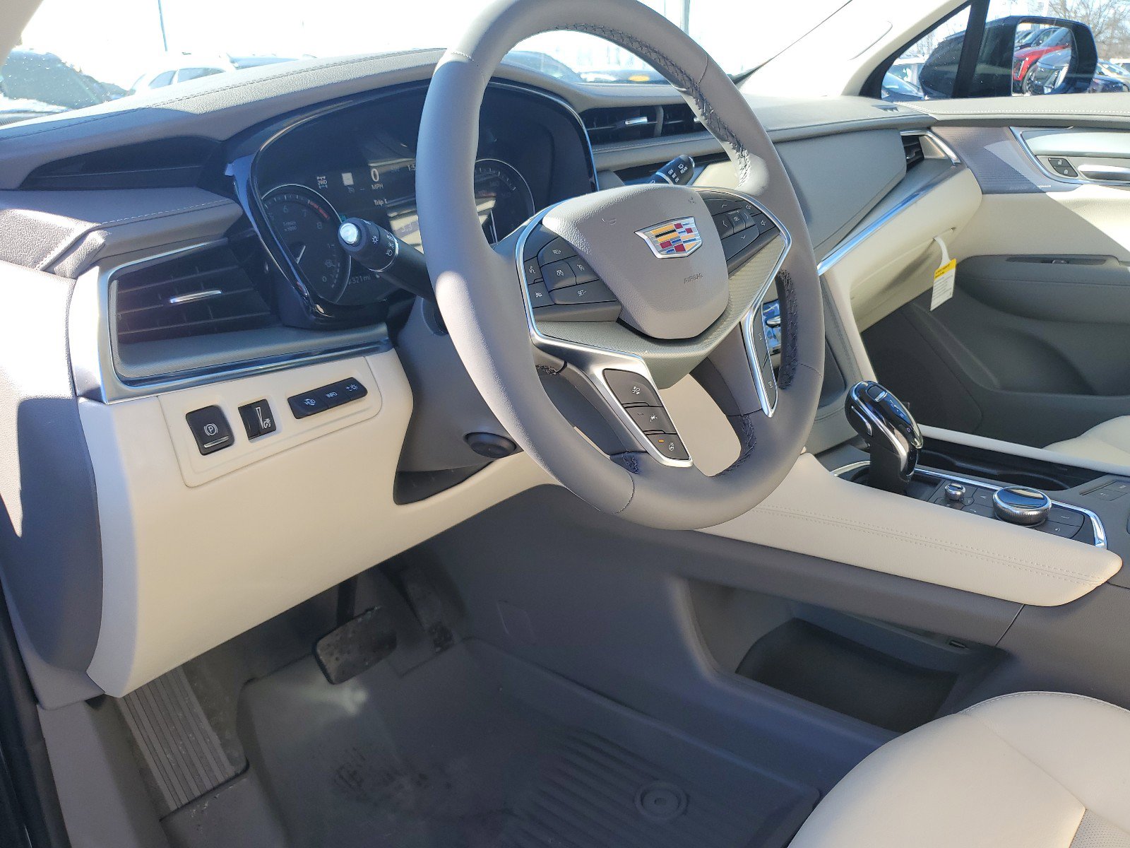 New 2025 Cadillac XT5 Premium Luxury w/ Technology Package image 15