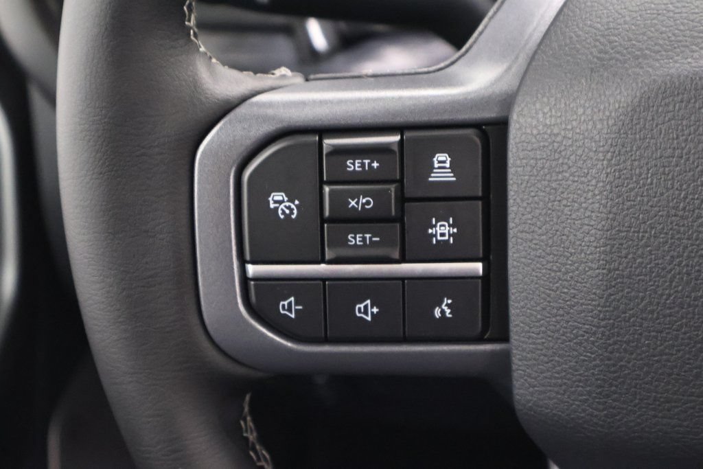 New 2026 Ford F350 Lariat w/ Black Appearance Package AWD/4WD image 19