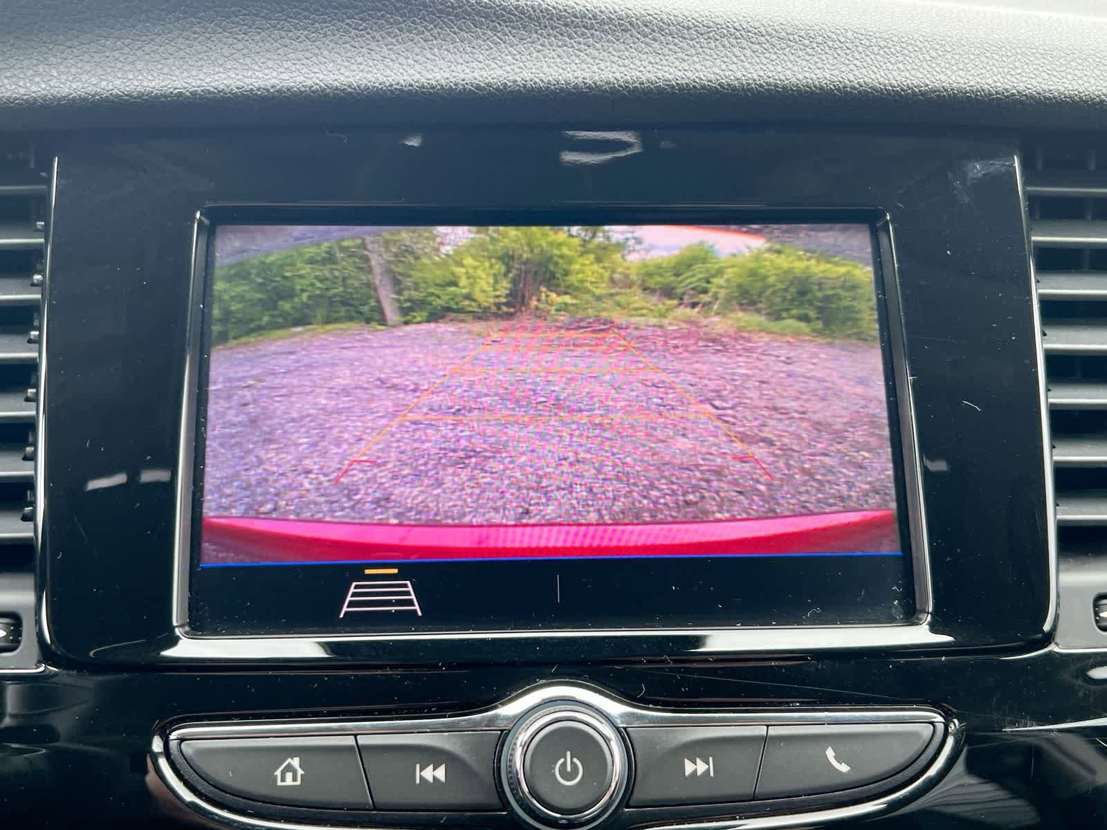 Used 2021 Buick Encore Preferred w/ Safety Package II AWD/4WD image 28