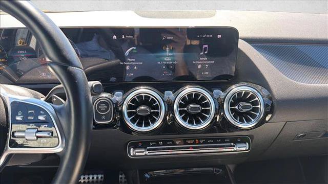Used 2022 Mercedes-Benz GLA 250 4MATIC image 12