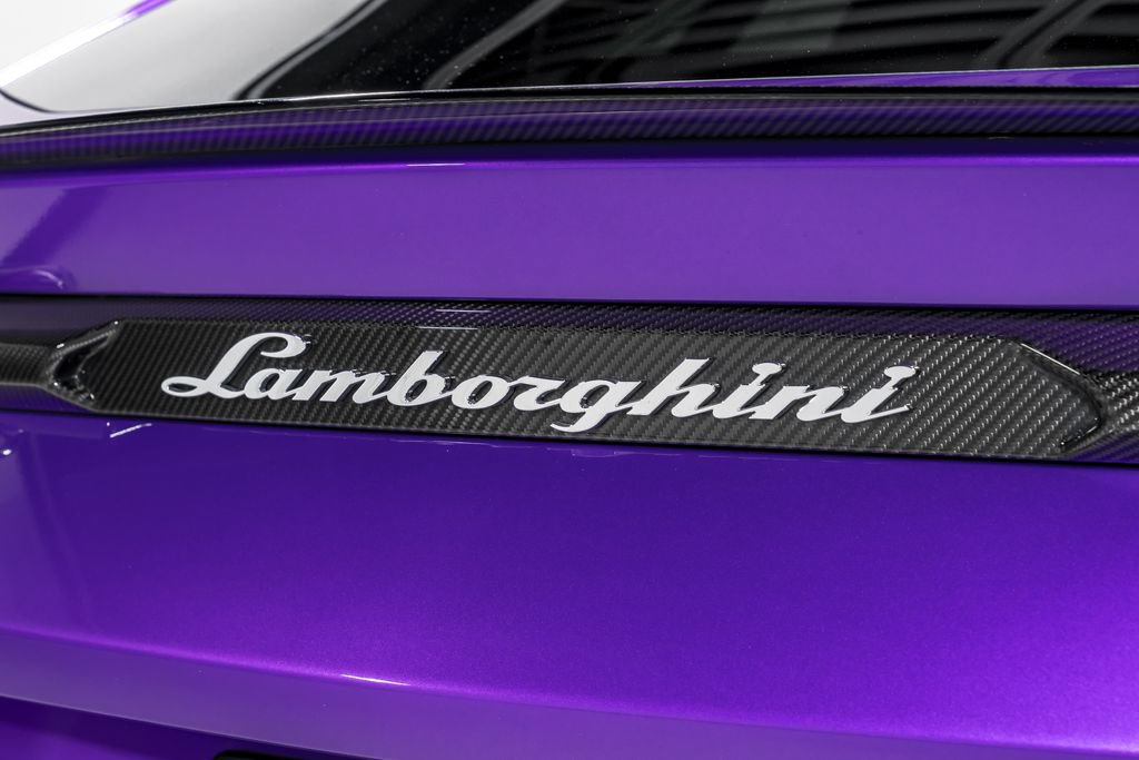 Used 2024 Lamborghini Urus Performante AWD/4WD image 61