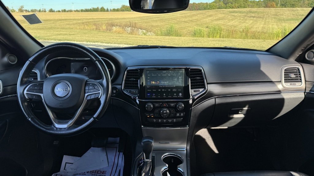 Used 2021 Jeep Grand Cherokee Limited image 32
