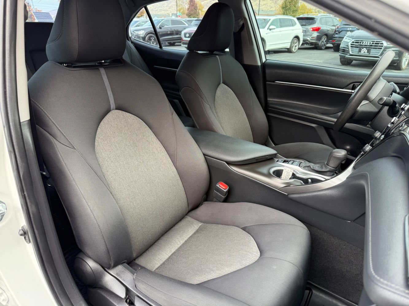 Used 2021 Toyota Camry LE image 21