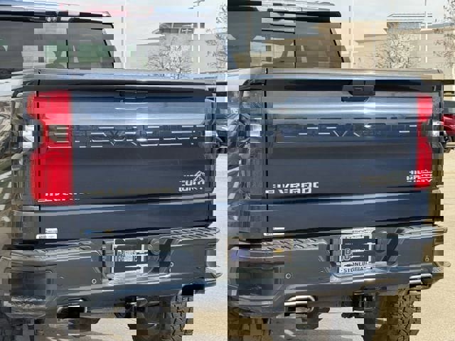 Used 2020 Chevrolet Silverado 1500 High Country w/ Technology Package image 8