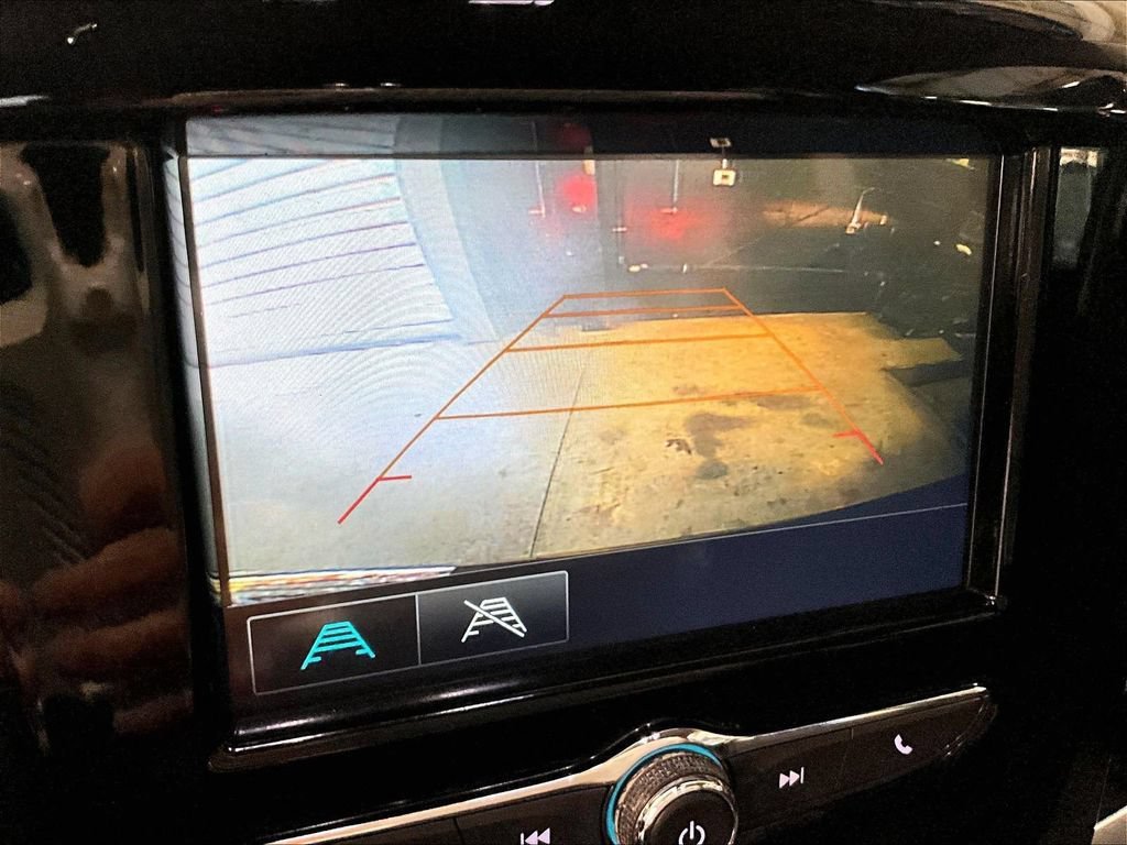 Used 2019 Chevrolet Traverse LS AWD/4WD image 20
