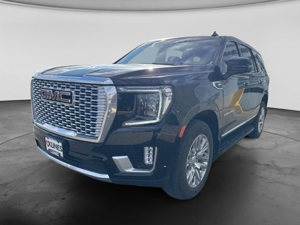 Used 2023 GMC Yukon Denali w/ LPO, Floor Liner Package AWD/4WD image 4