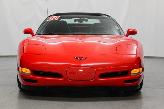 Used 2000 Chevrolet Corvette Convertible w/ Memory Pkg RWD image 4