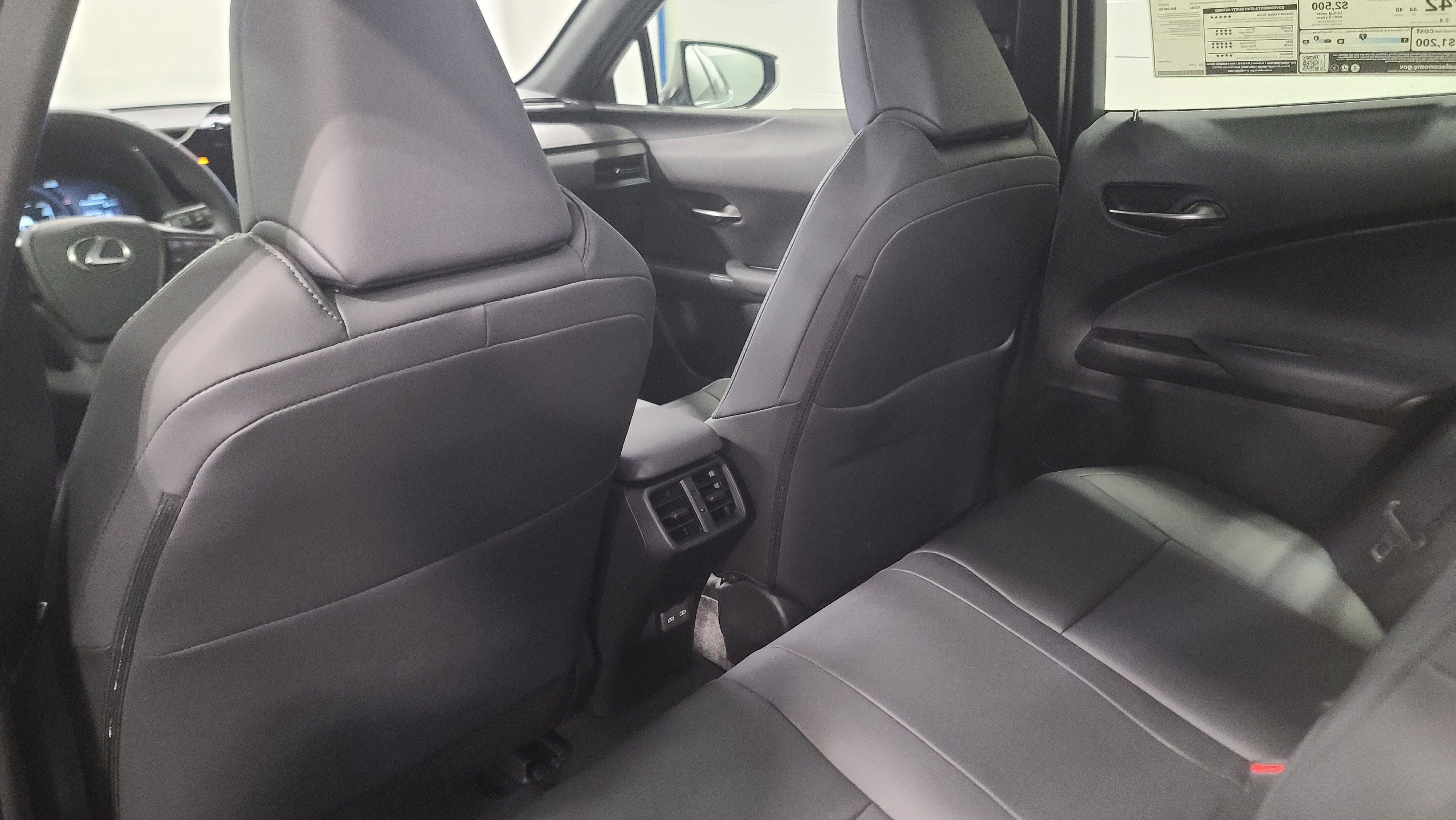 New 2026 Lexus UX 300h AWD image 34