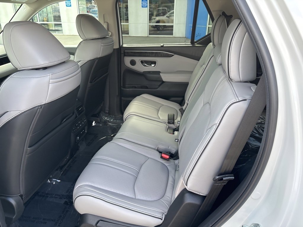New 2025 Honda Pilot Elite image 19