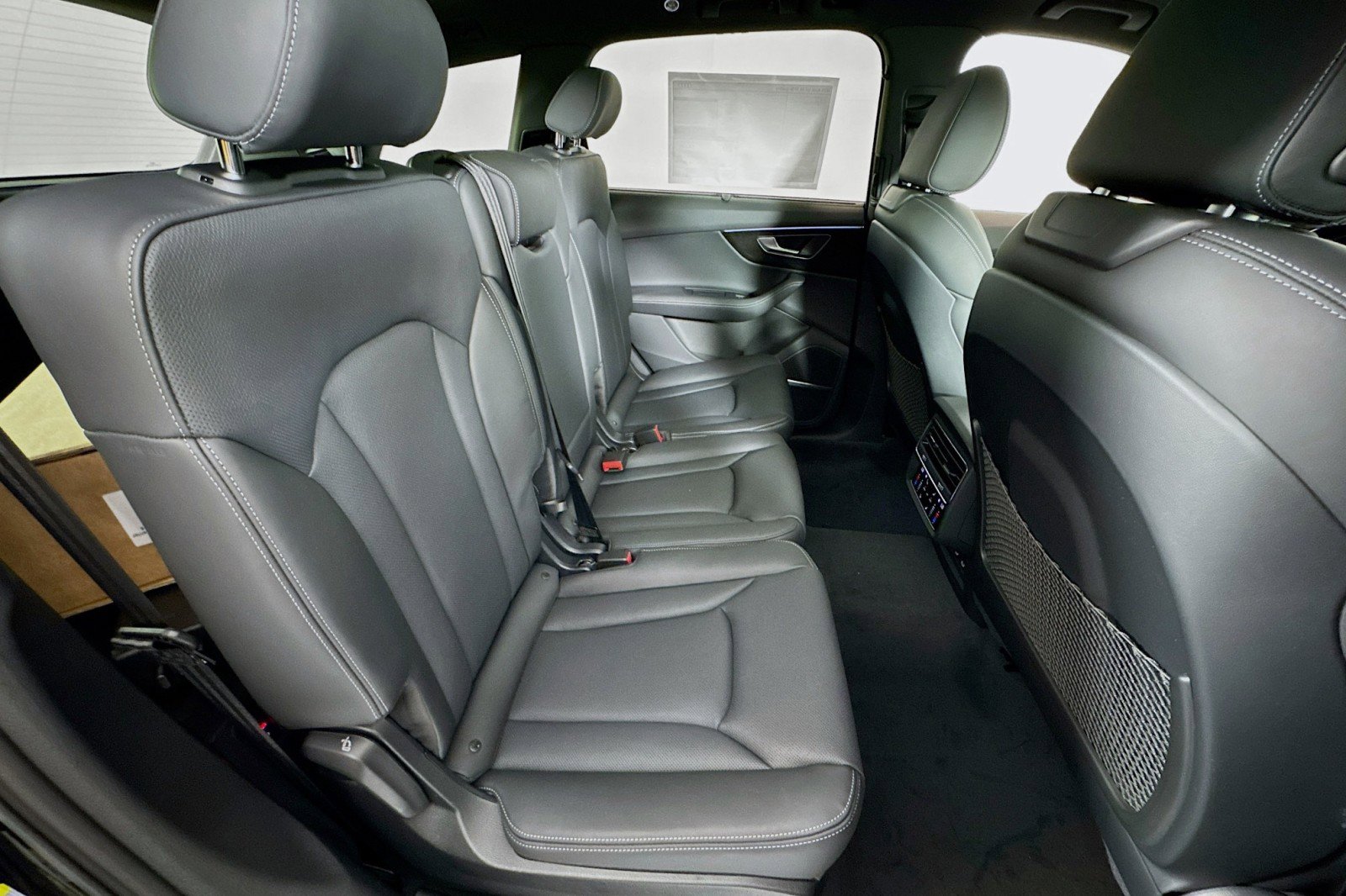 New 2025 Audi Q7 3.0T Prestige image 25