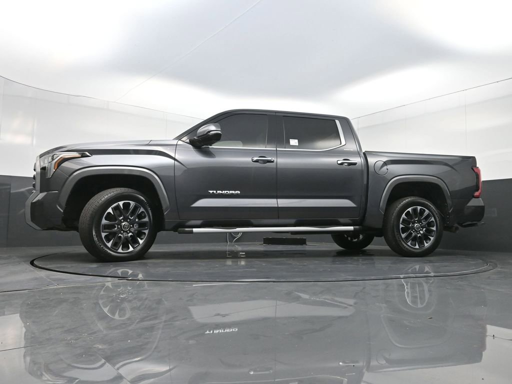 Used 2023 Toyota Tundra Limited AWD/4WD image 29