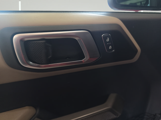 Used 2021 Ford Bronco Wildtrak AWD/4WD image 11