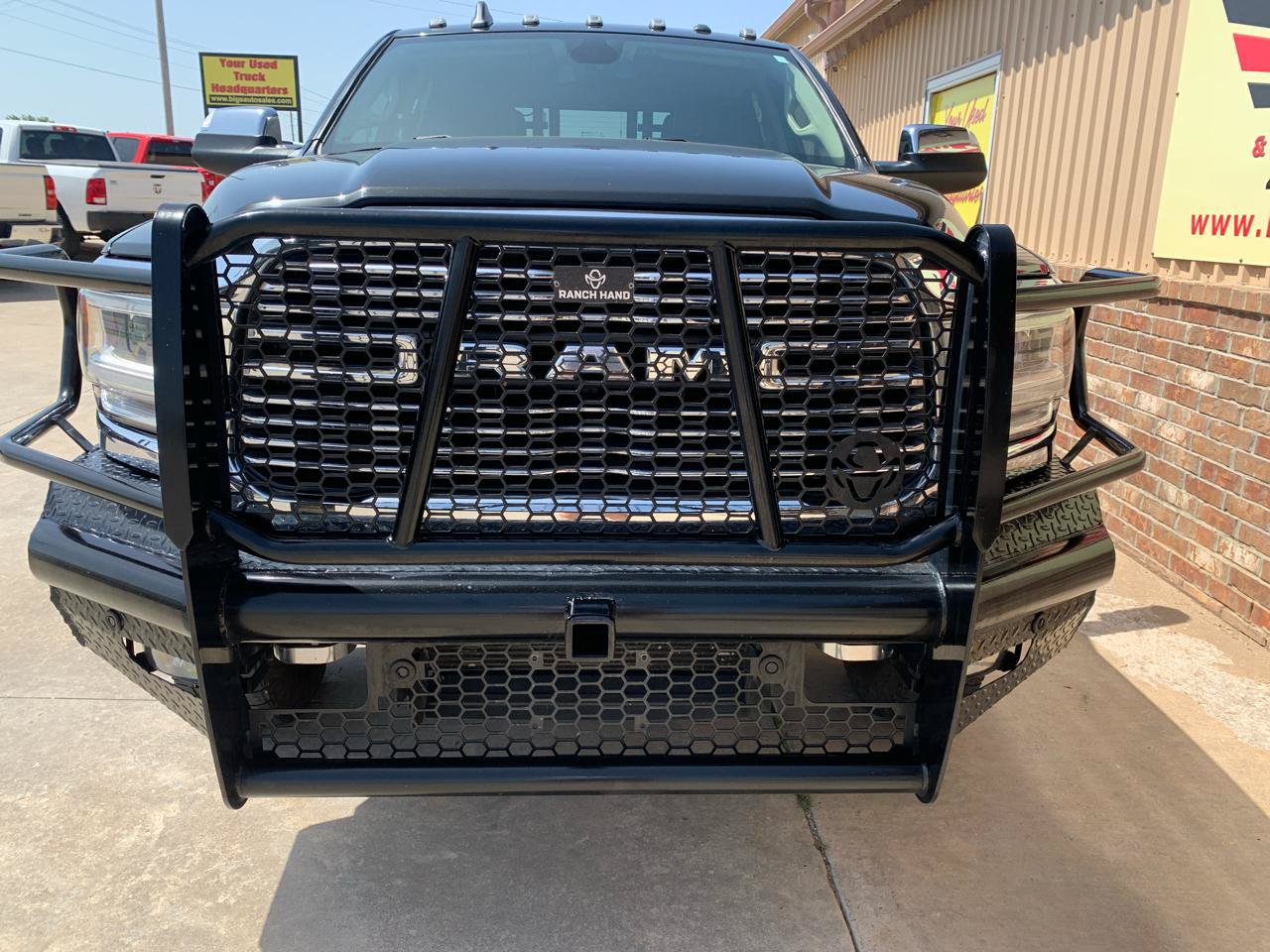 Used 2022 RAM 3500 Laramie AWD/4WD image 7