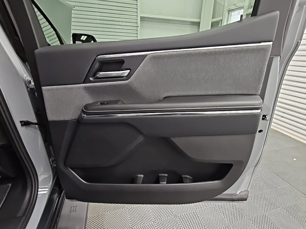 New 2026 GMC Sierra EV Elevation w/ Premium Package image 35