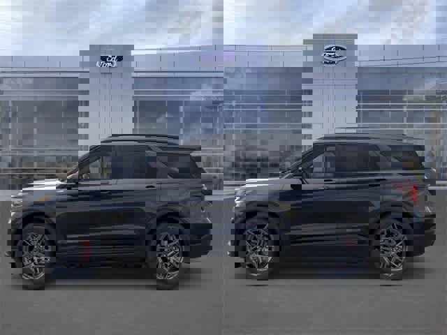 New 2026 Ford Explorer ST-Line image 3