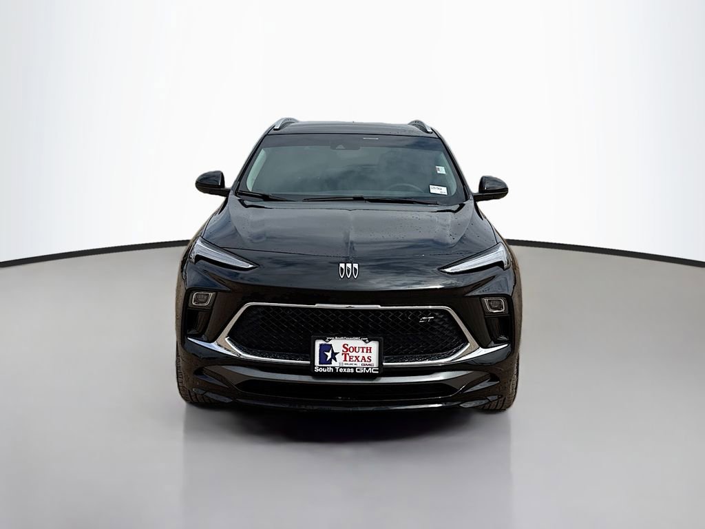 Used 2025 Buick Encore GX Sport Touring image 2