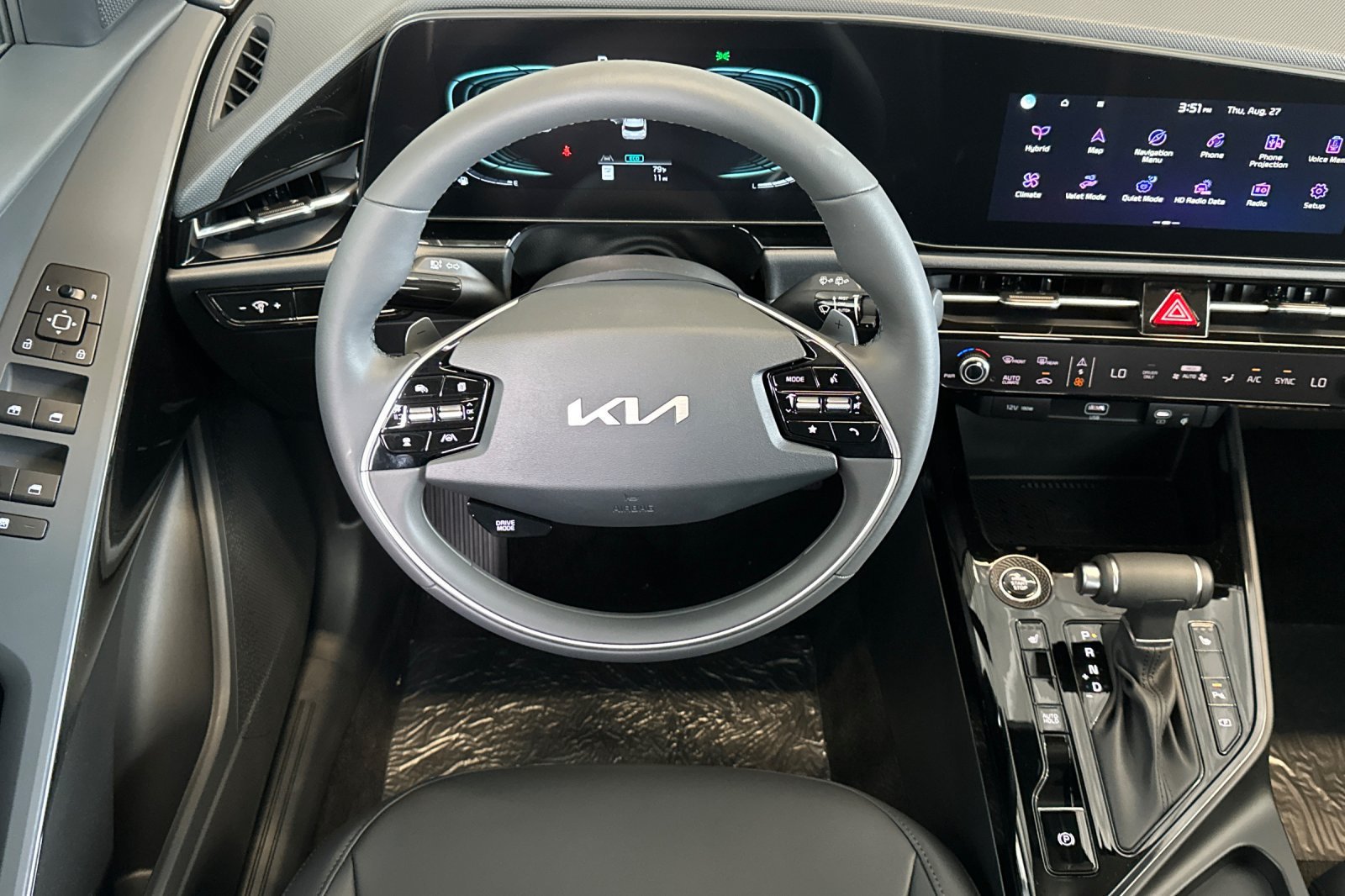 New 2026 Kia Niro EX FWD image 14
