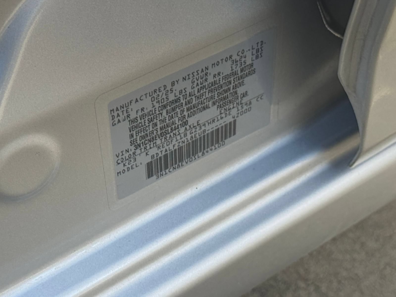 Used 2025 Nissan Versa SV FWD image 27