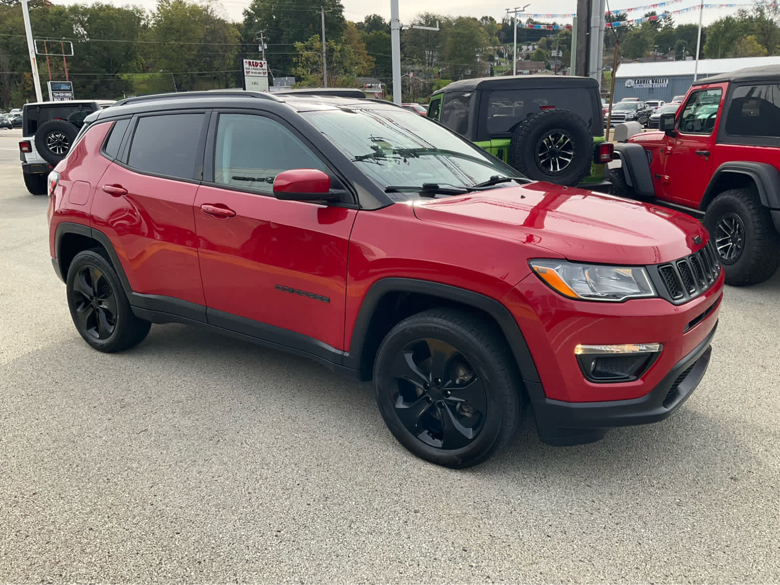 Used 2020 Jeep Compass Latitude AWD/4WD image 3