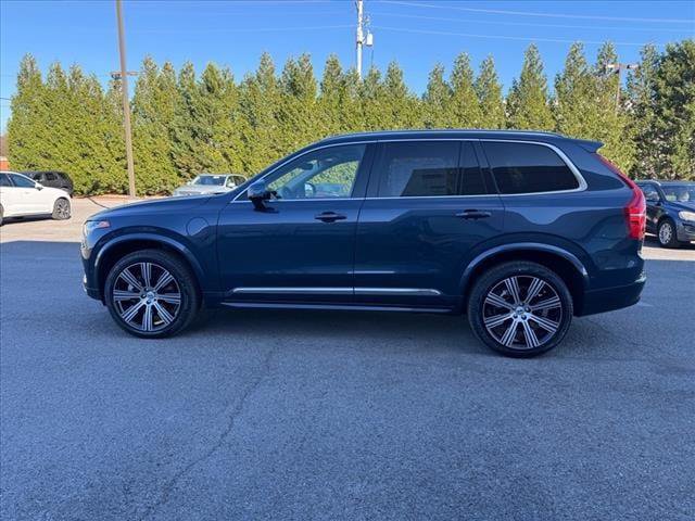 New 2025 Volvo XC90 T8 Plus w/ Protection Package Premier image 6