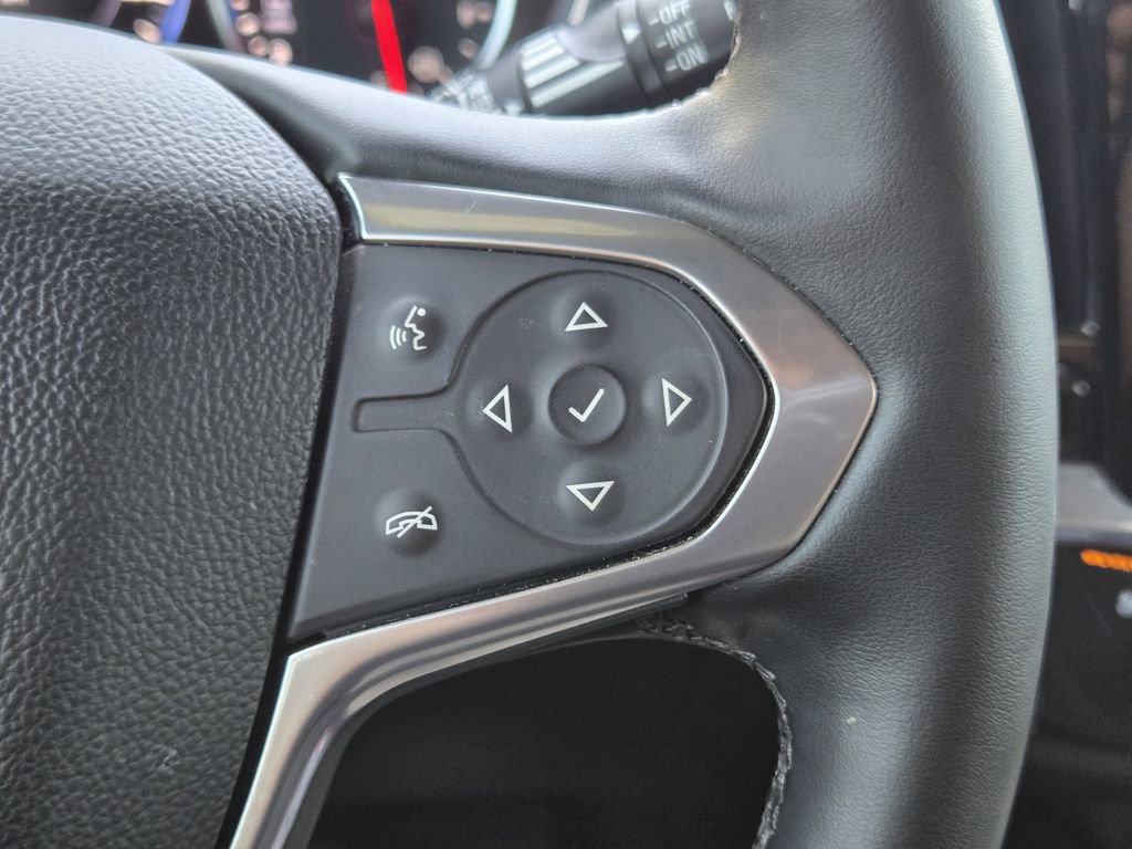 Used 2023 Chevrolet Traverse Premier w/ Redline Edition image 29