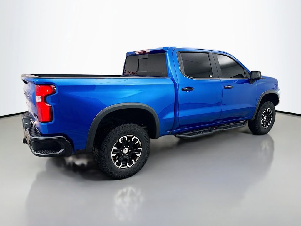Used 2022 Chevrolet Silverado 1500 ZR2 w/ Technology Package AWD/4WD image 10