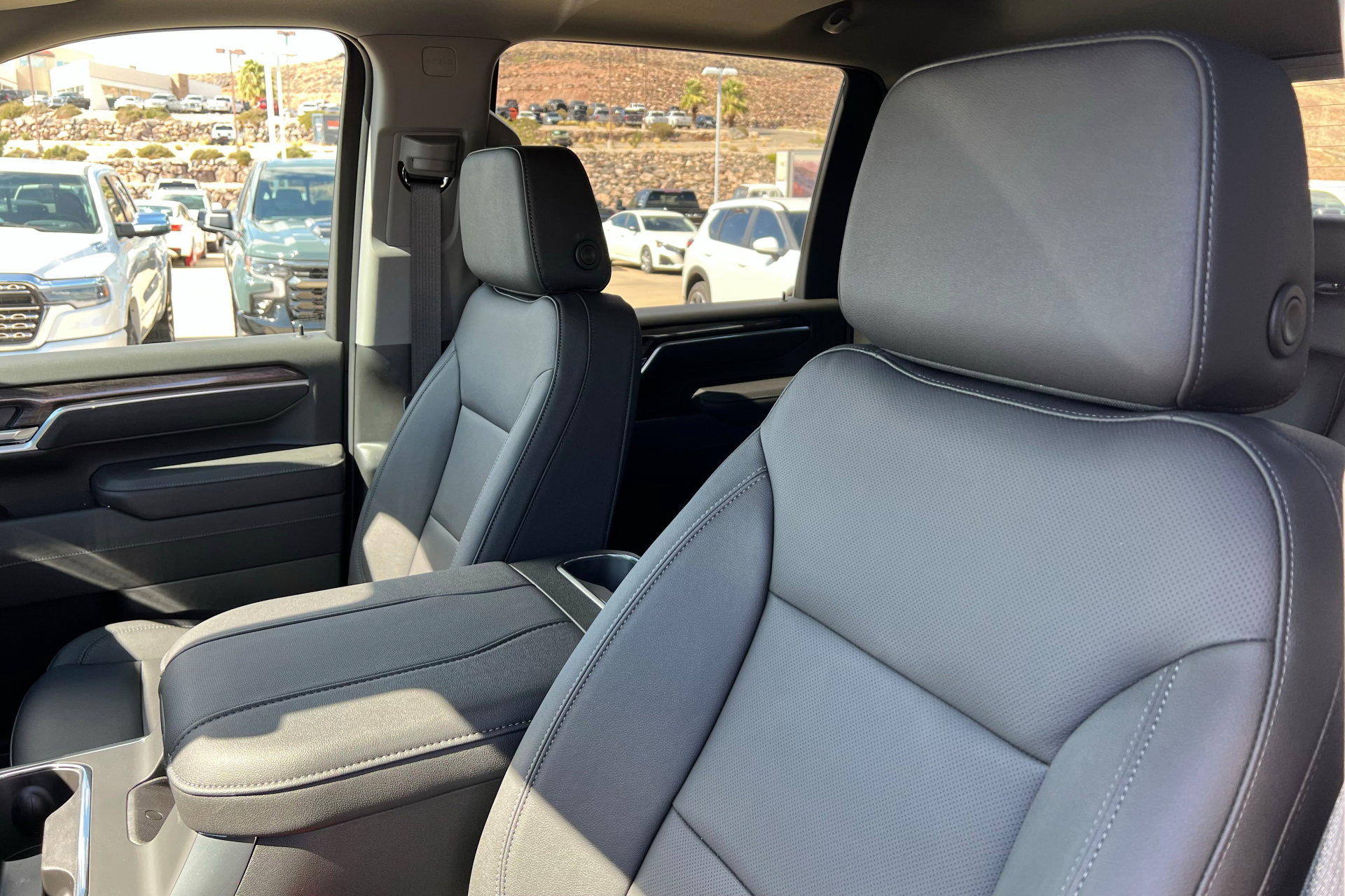New 2026 Chevrolet Silverado 2500 LTZ w/ LTZ Plus Package image 17