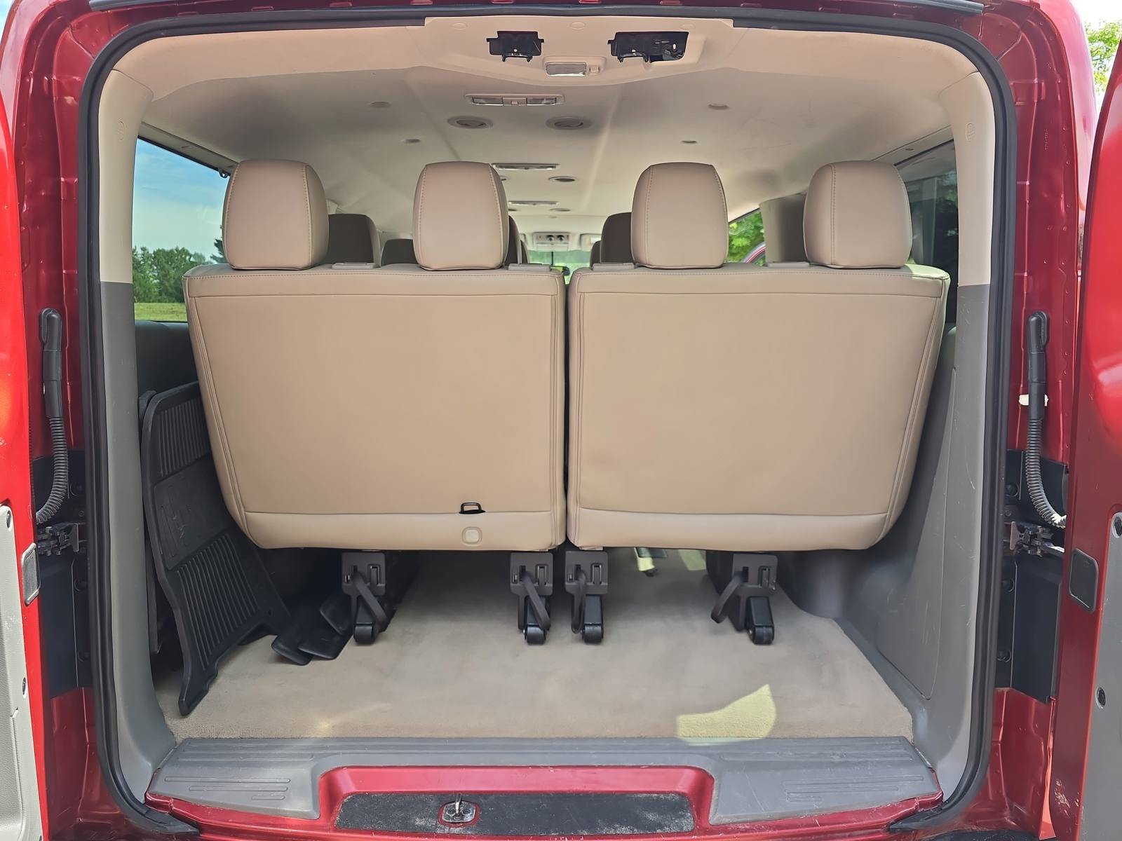 Used 2020 Nissan NV 3500 SL RWD image 14