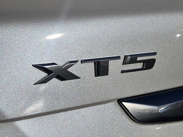 Used 2023 Cadillac XT5 Sportv w/ LPO, Floor Liner Package image 18